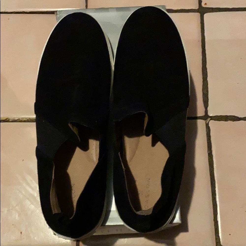 Black shoes